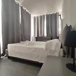 Turati Suites 아파트 *